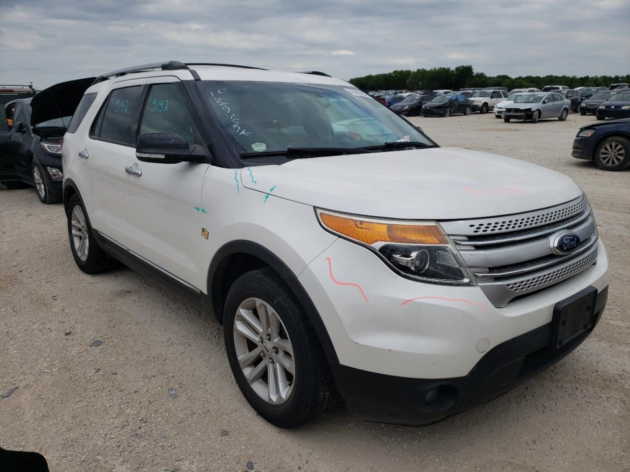 FORD EXPLORER X 2013 with VIN 1FM5K7D81DGB62530 - Photo from auction