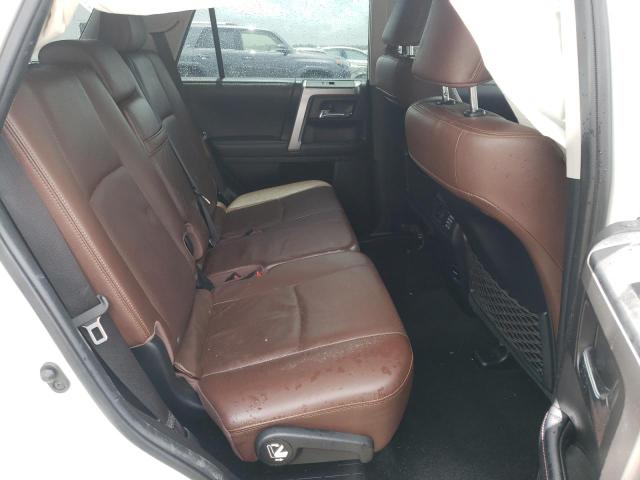 Photo 6 from auction – 2019 TOYOTA 4RUNNER SR with VIN JTEBU5JR5K5610470
