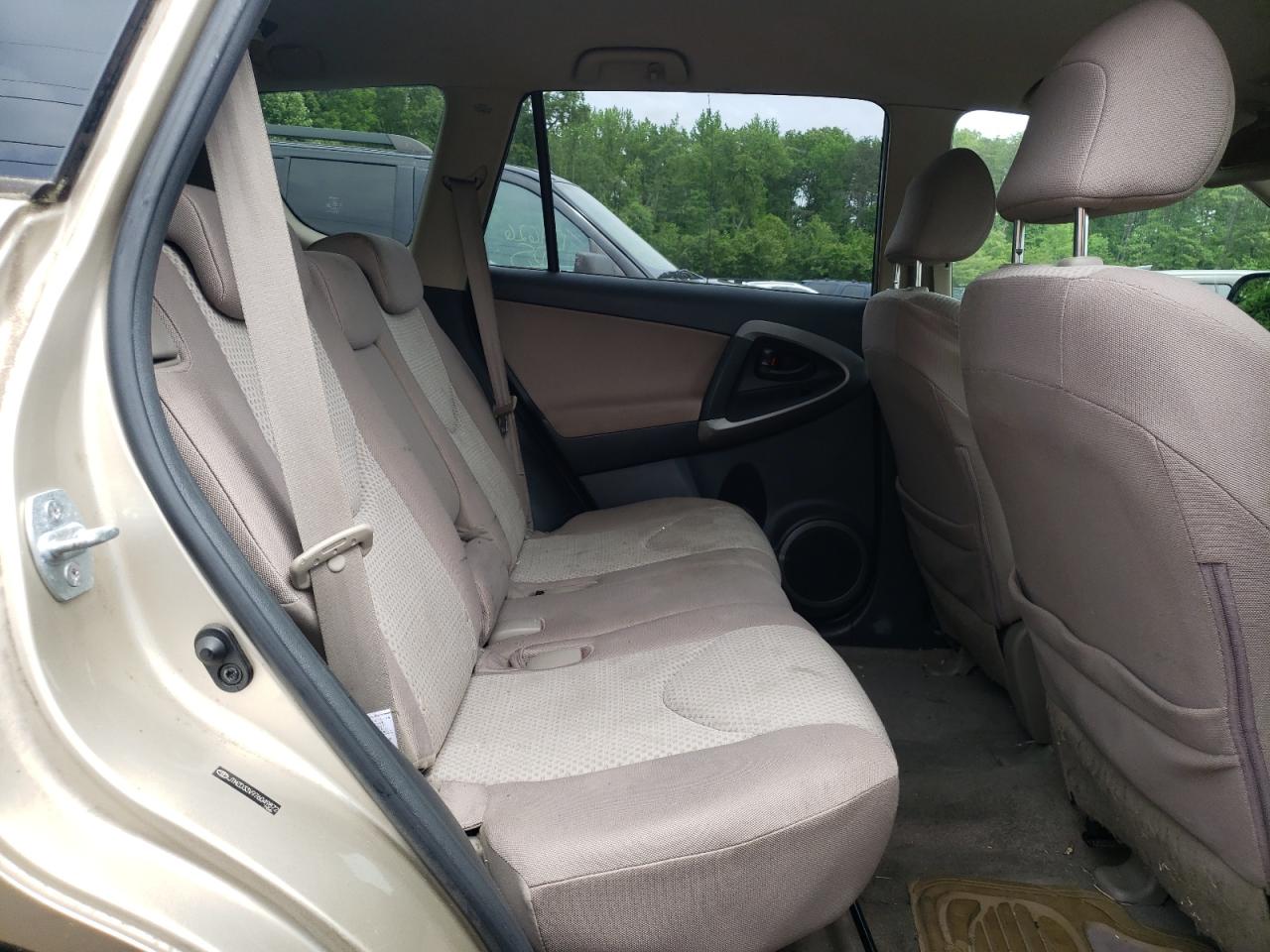 Photo 6 from auction – 2007 TOYOTA RAV4 with VIN JTMZD33V976049872