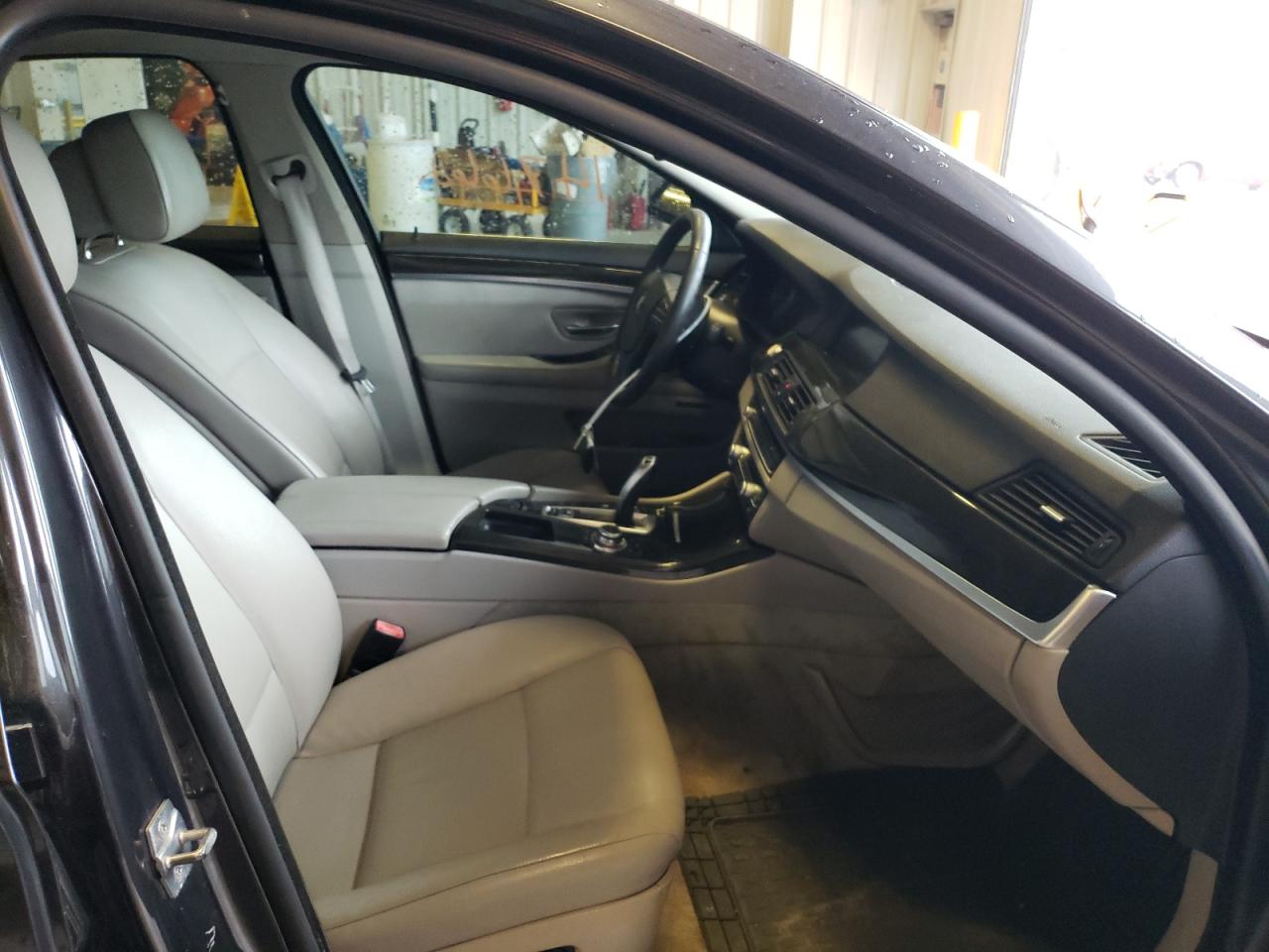 صورة رقم 19 من المزاد - 2019 BMW 528 XI مع VIN WBAXH5C52CDW03781