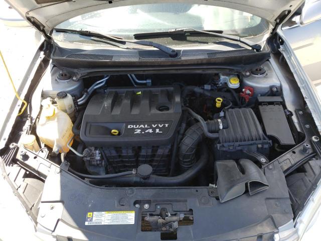 Photo 7 from auction – 2014 CHRYSLER 200 TOURIN with VIN 1C3CCBBB8EN179031