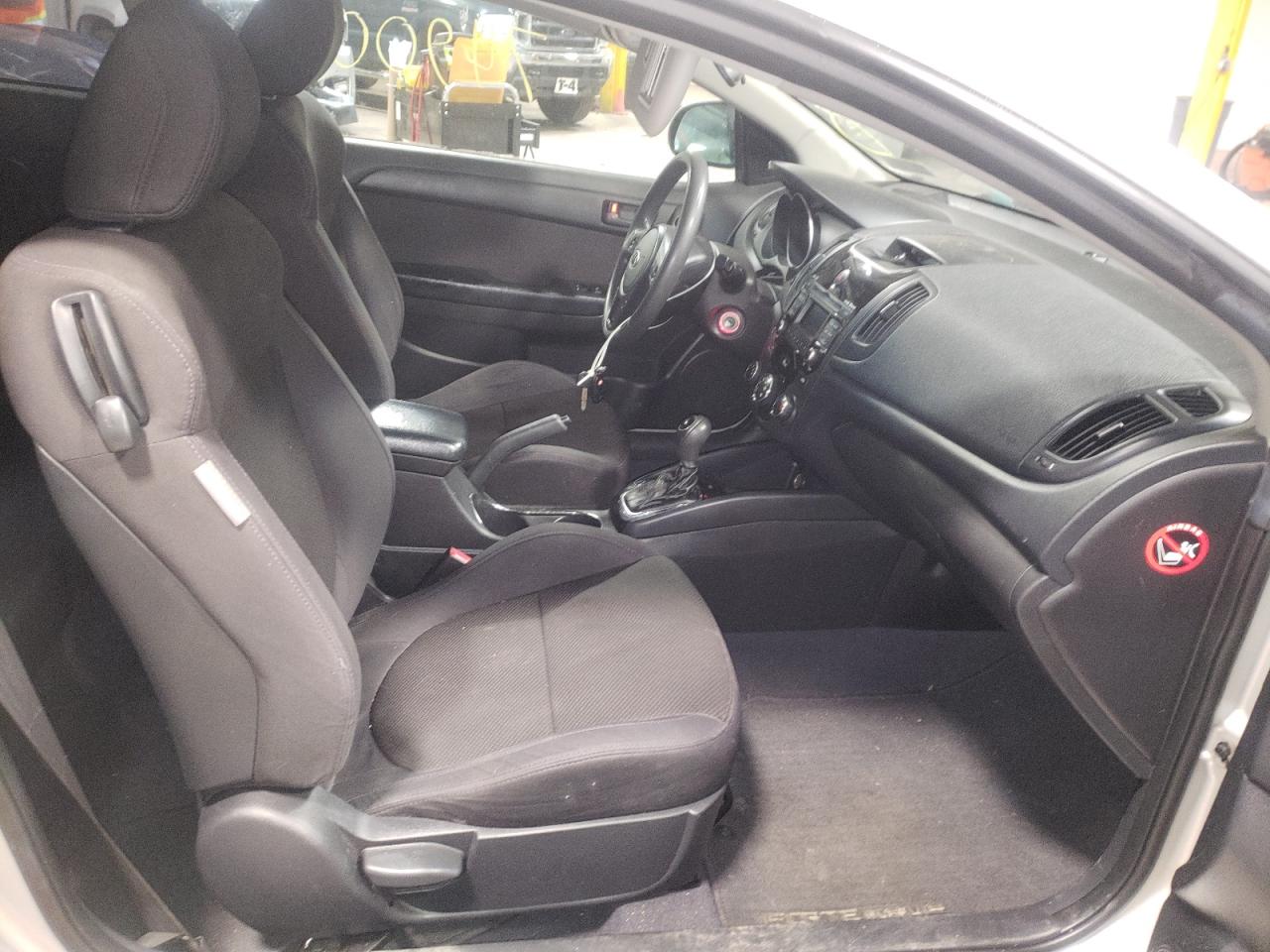 Zdjęcie 5 z aukcji – 2012 KIA FORTE EX z VIN KNAFU6A20C5474679