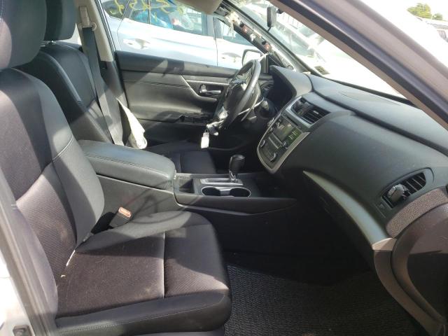 Photo 5 from auction – 2017 NISSAN ALTIMA 2.5 with VIN 1N4AL3AP0HC122897