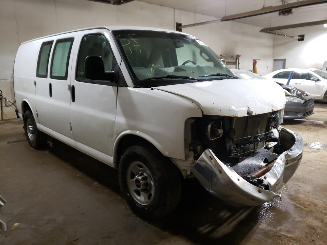 GMC SAVANA G25 2017 with VIN 1GTW7AFF4H1219007 - Photo from auction