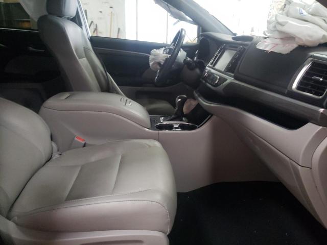 Photo 5 from auction – 2019 TOYOTA HIGHLANDER with VIN 5TDDZRFH3KS718800