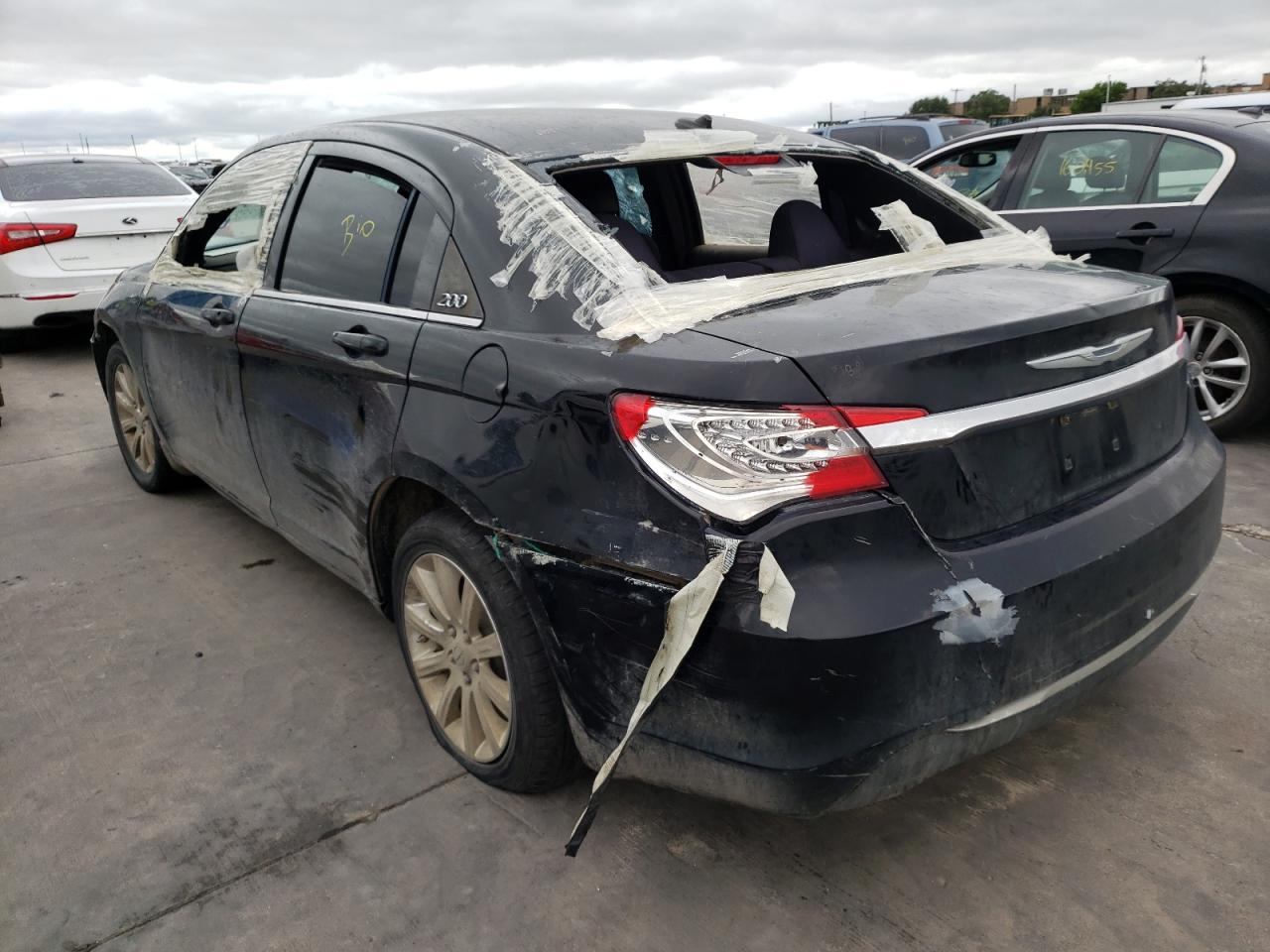 Photo 15 from auction – 2013 CHRYSLER 200 TOURIN with VIN 1C3CCBBB3DN650307