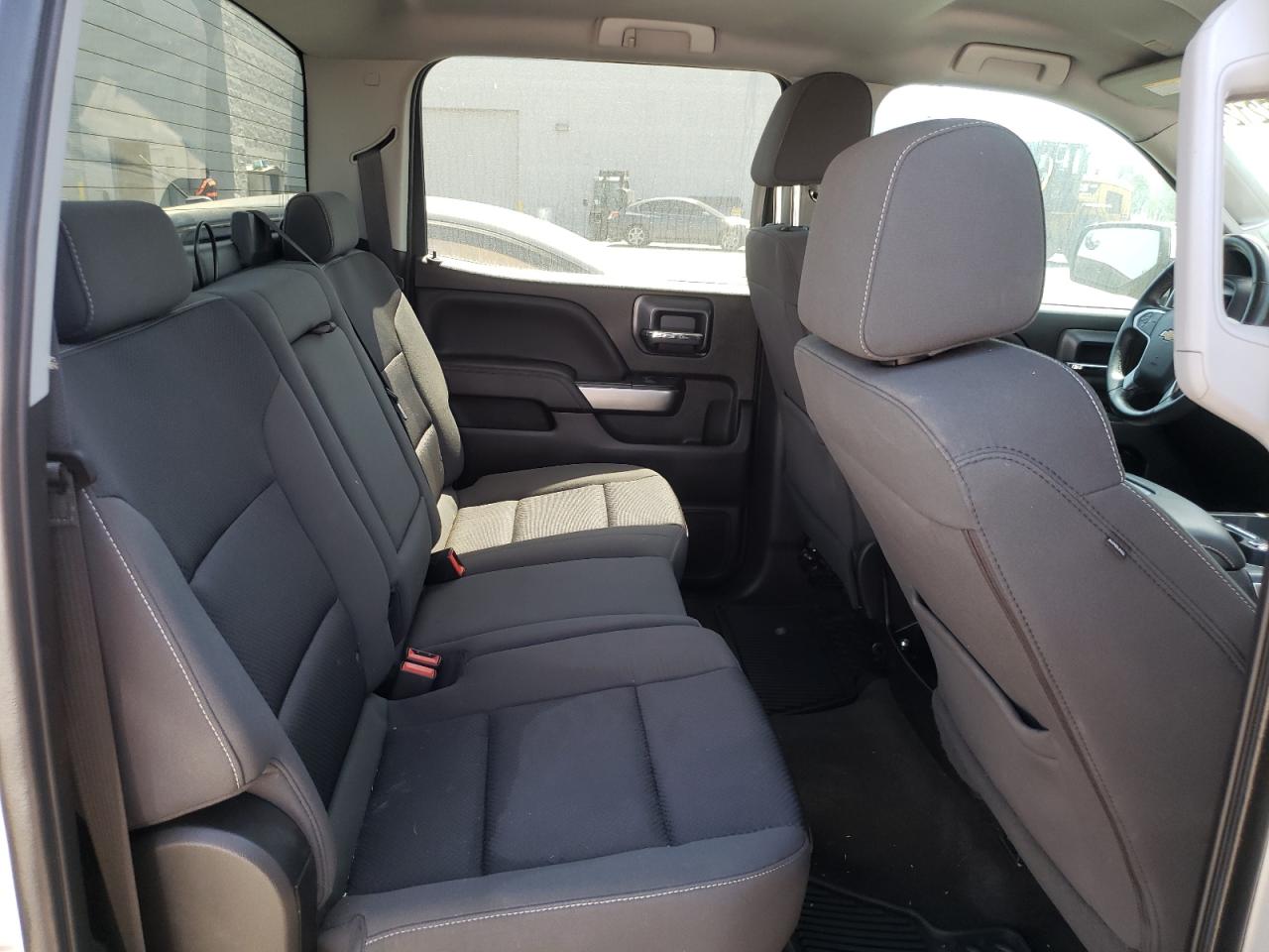 Photo 16 from auction – 2018 CHEVROLET SILVERADO with VIN 3GCPCREC8JG132658