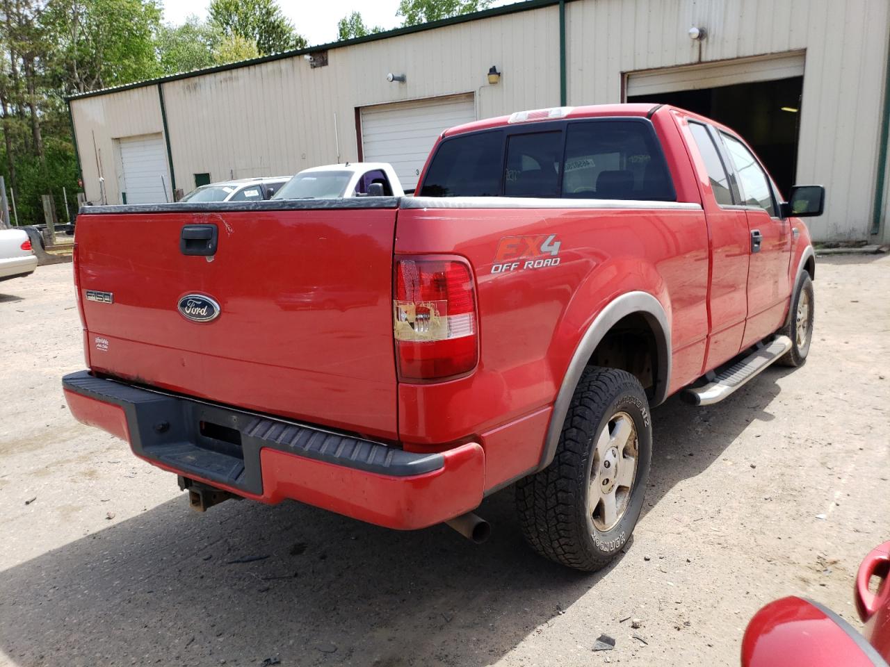 Photo 4 from auction – 2004 FORD F150 with VIN 1FTPX14574NB63114