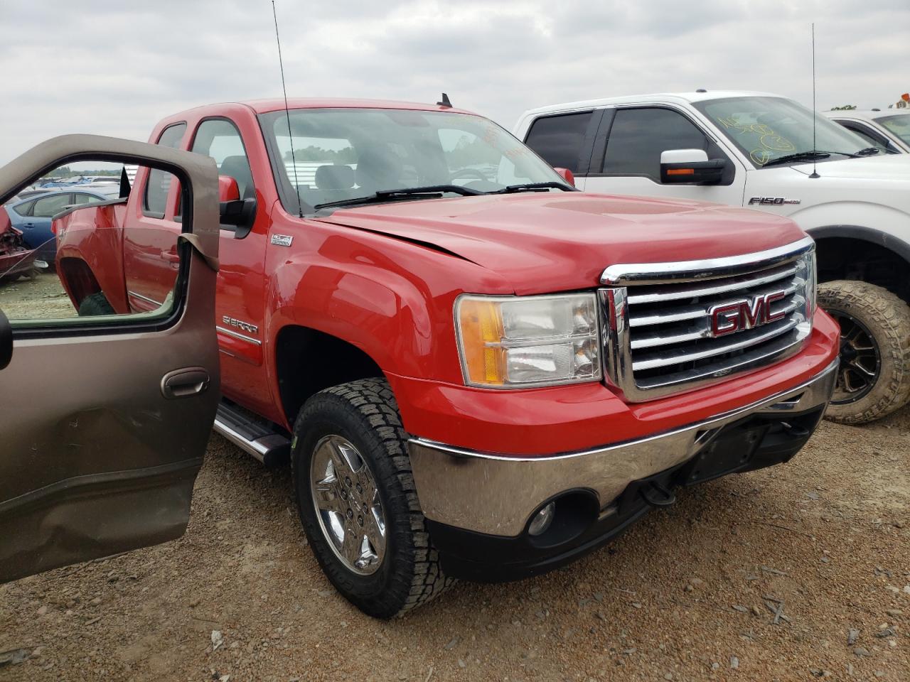 GMC SIERRA K15 2013 with VIN 1GTR2VE71DZ194656 - Photo from auction