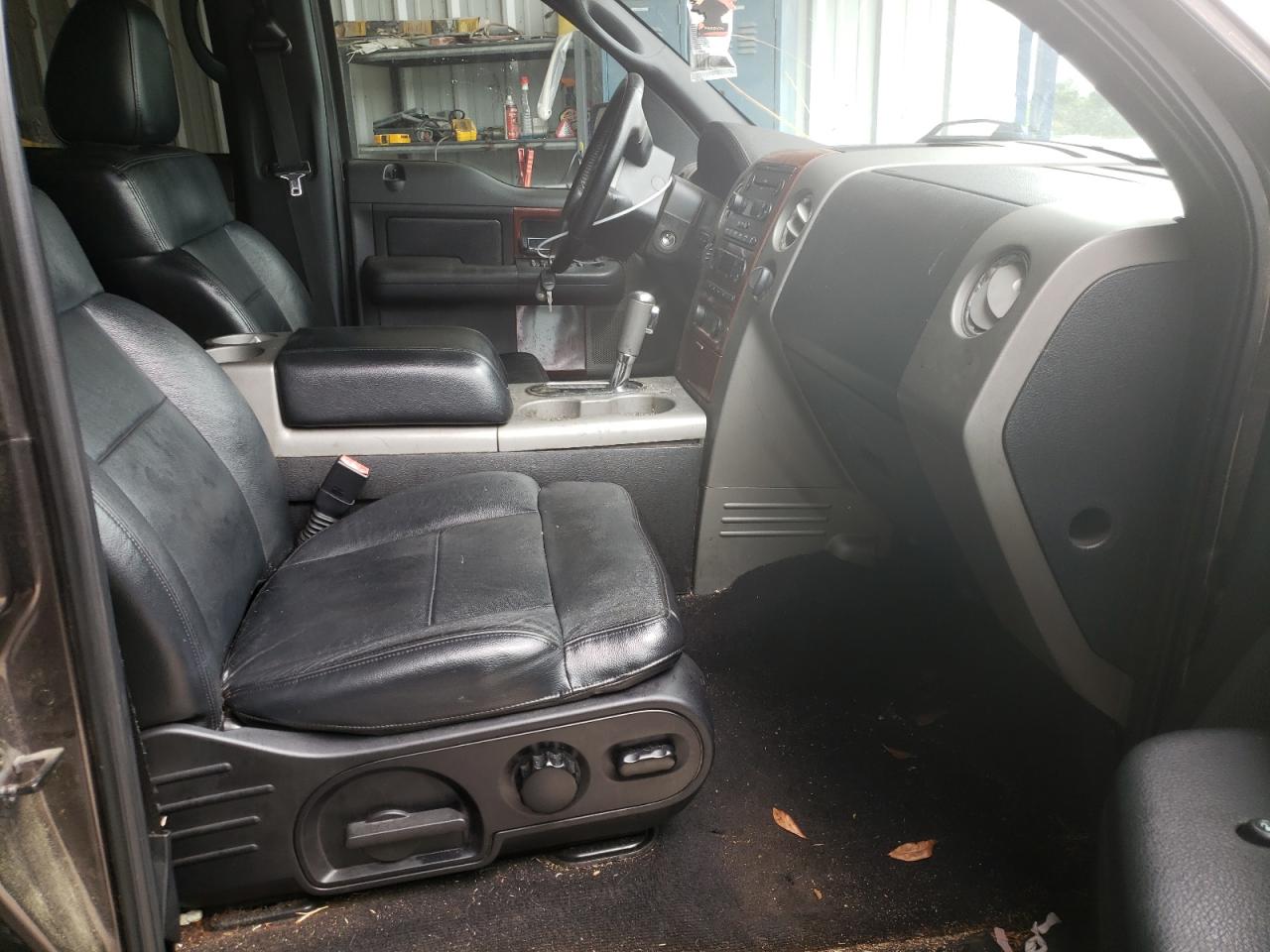 Photo 5 from auction – 2006 FORD F150 SUPER with VIN 1FTPW14V06FA89552