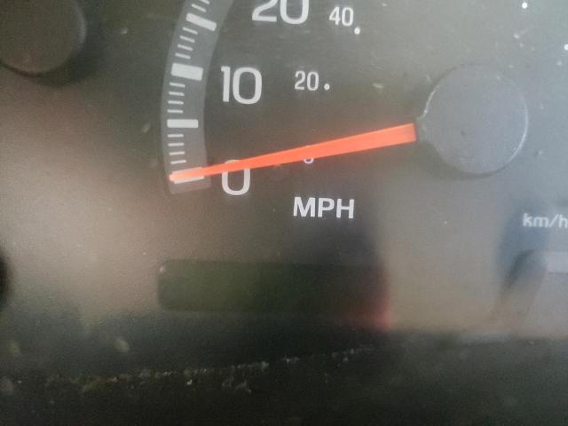 Zdjęcie 8 z aukcji – 2001 FORD F150 z VIN 1FTRF17L51NA07381