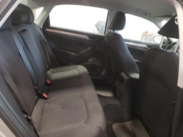 Photo 8 from auction – 2013 VOLKSWAGEN PASSAT S with VIN 1VWAP7A34DC080700
