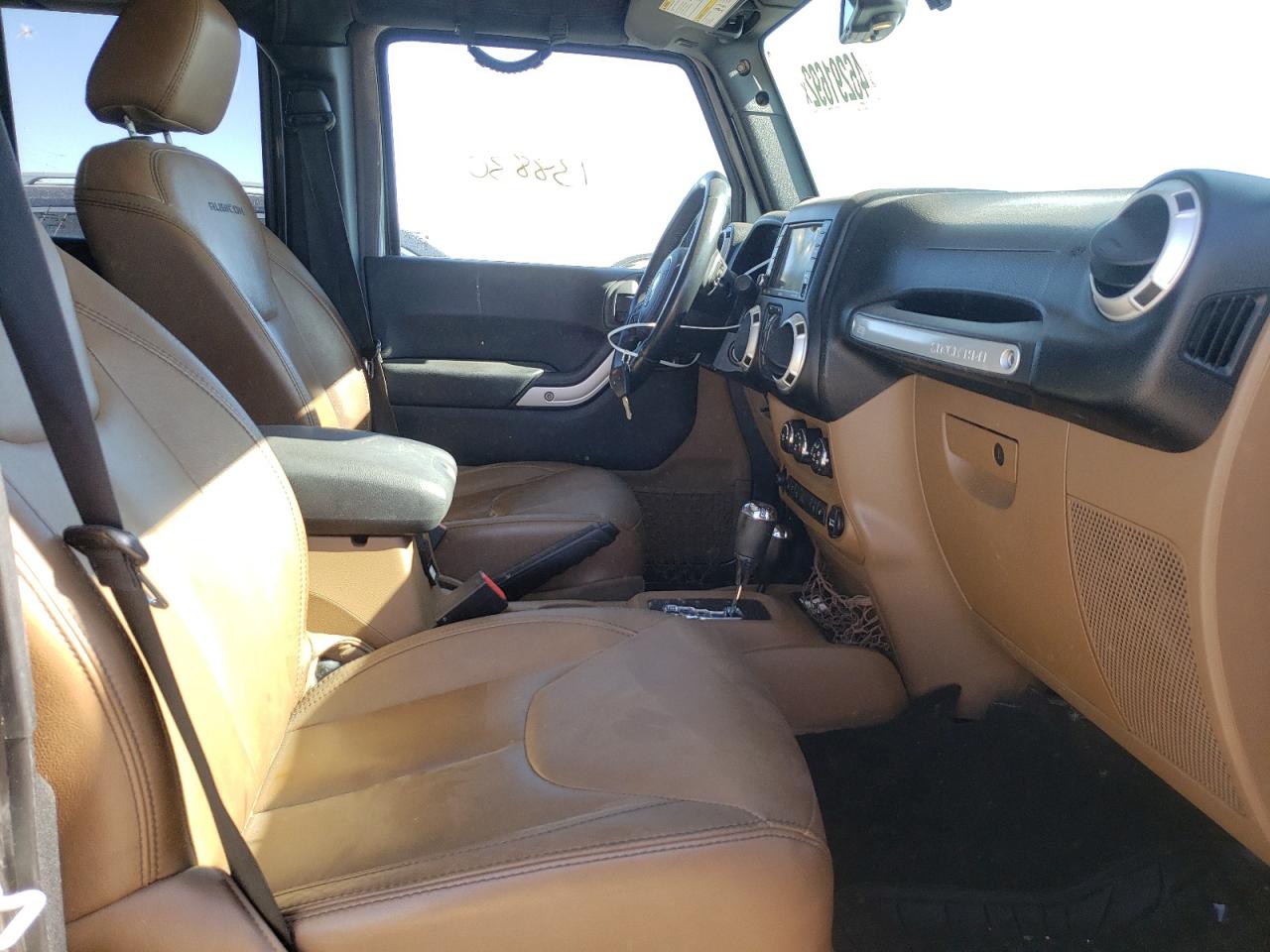 Photo 5 from auction – 2014 JEEP WRANGLER U with VIN 1C4HJWFG7EL206767
