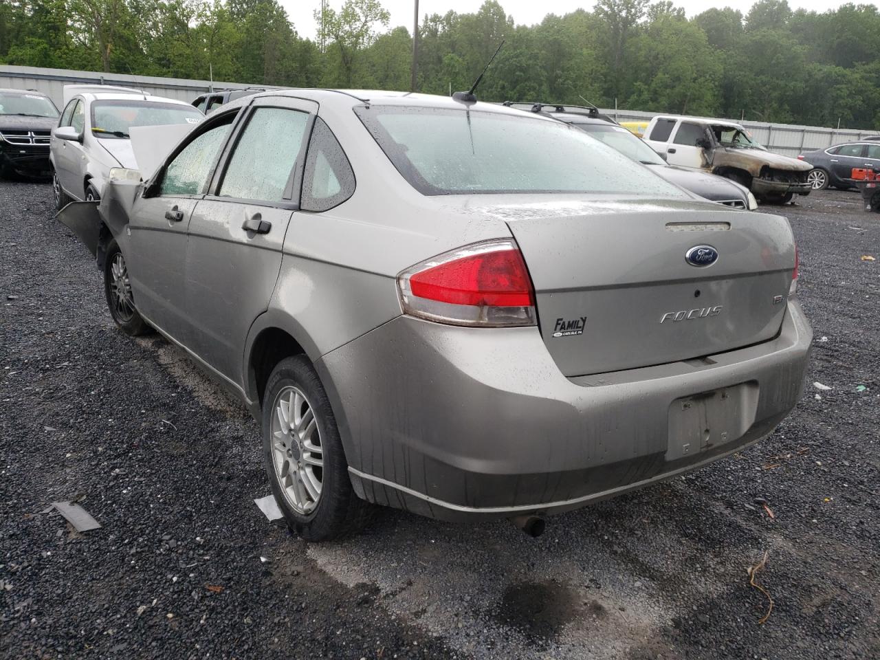 Photo 3 from auction – 2008 FORD FOCUS SE with VIN 1FAHP35N38W203810