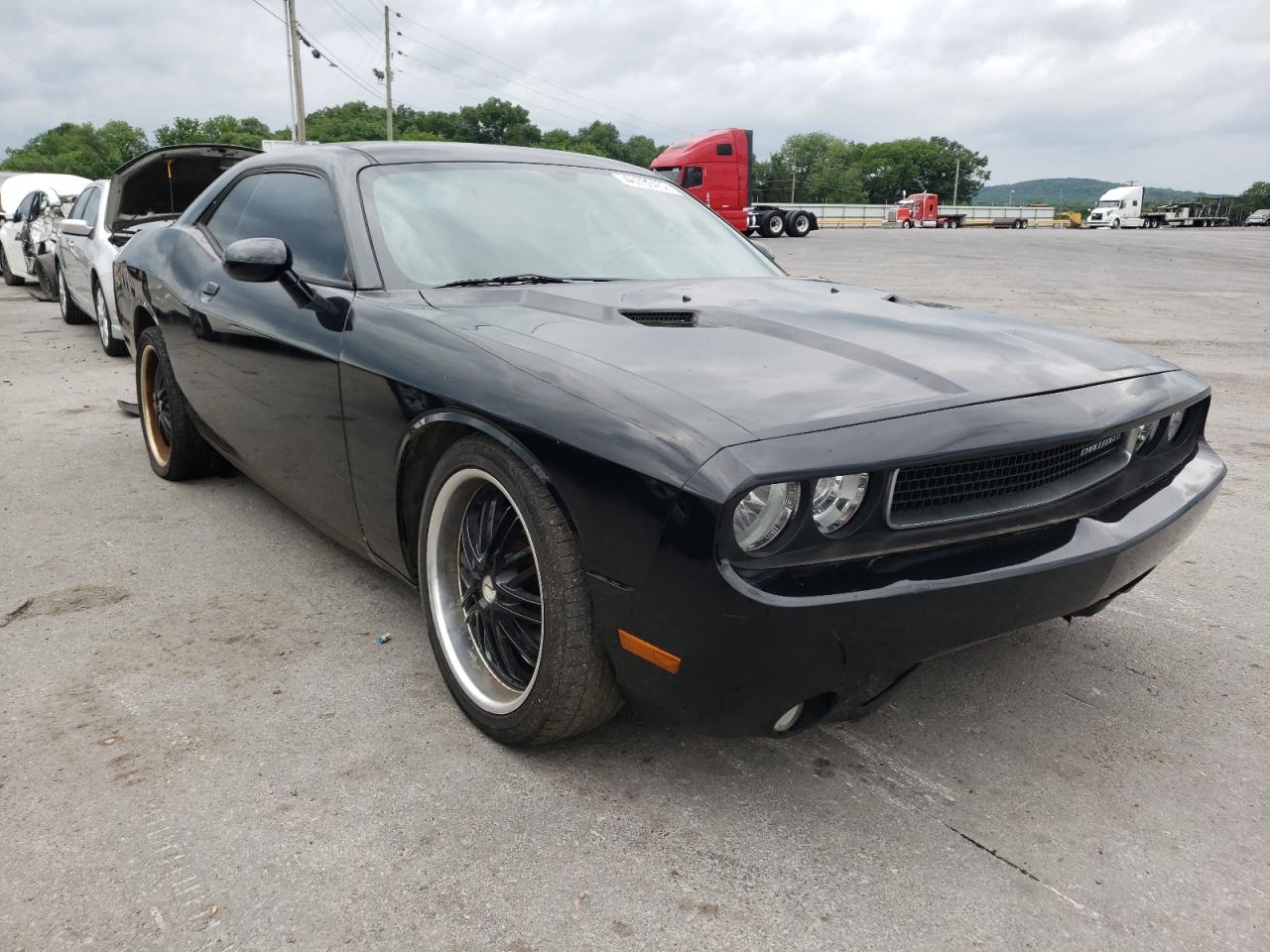 DODGE CHALLENGER 2012 with VIN 2C3CDYBT0CH220430 - Photo from auction