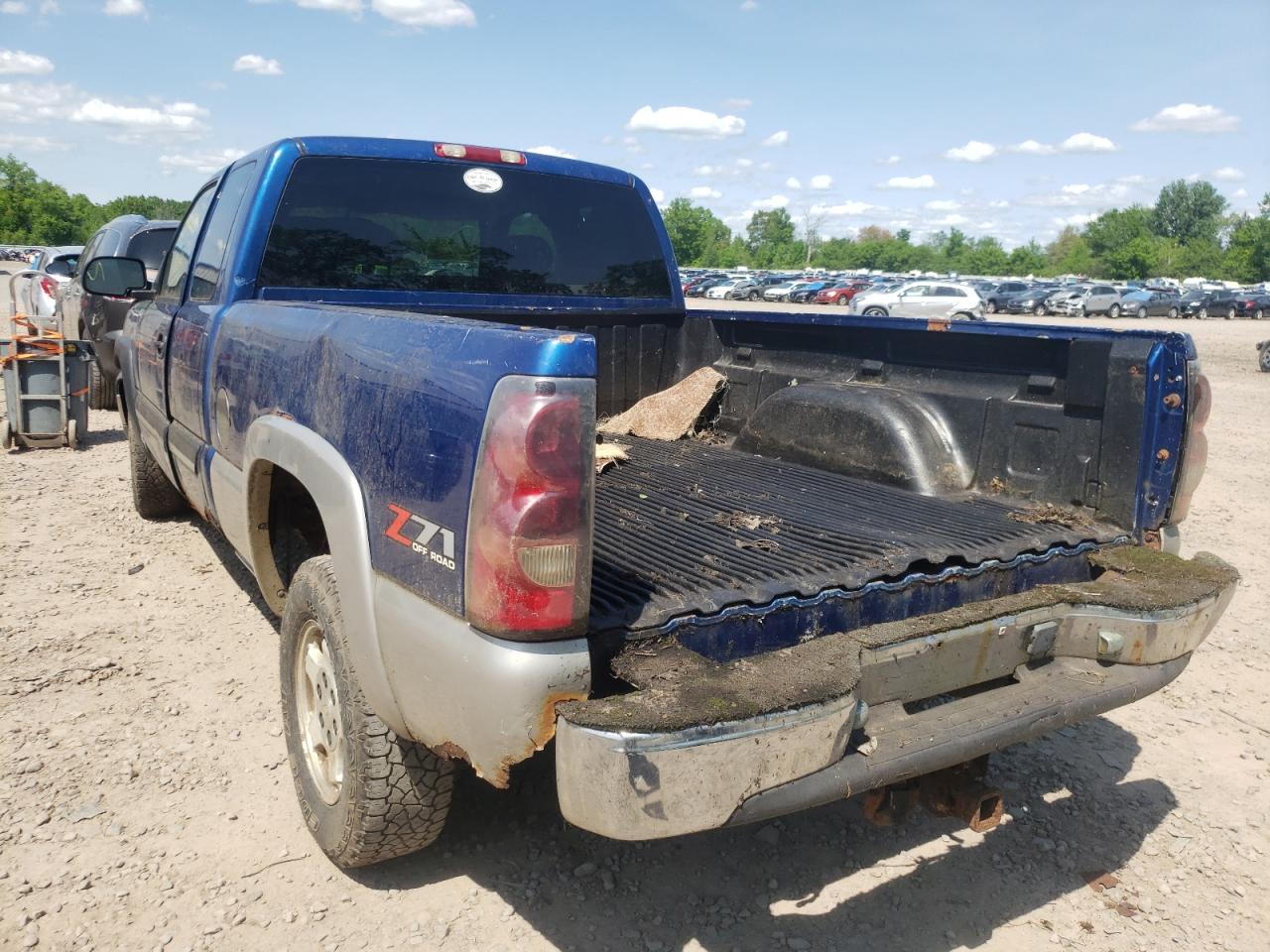Photo 3 from auction – 2004 CHEVROLET SILVERADO with VIN 2GCEK19T941280062