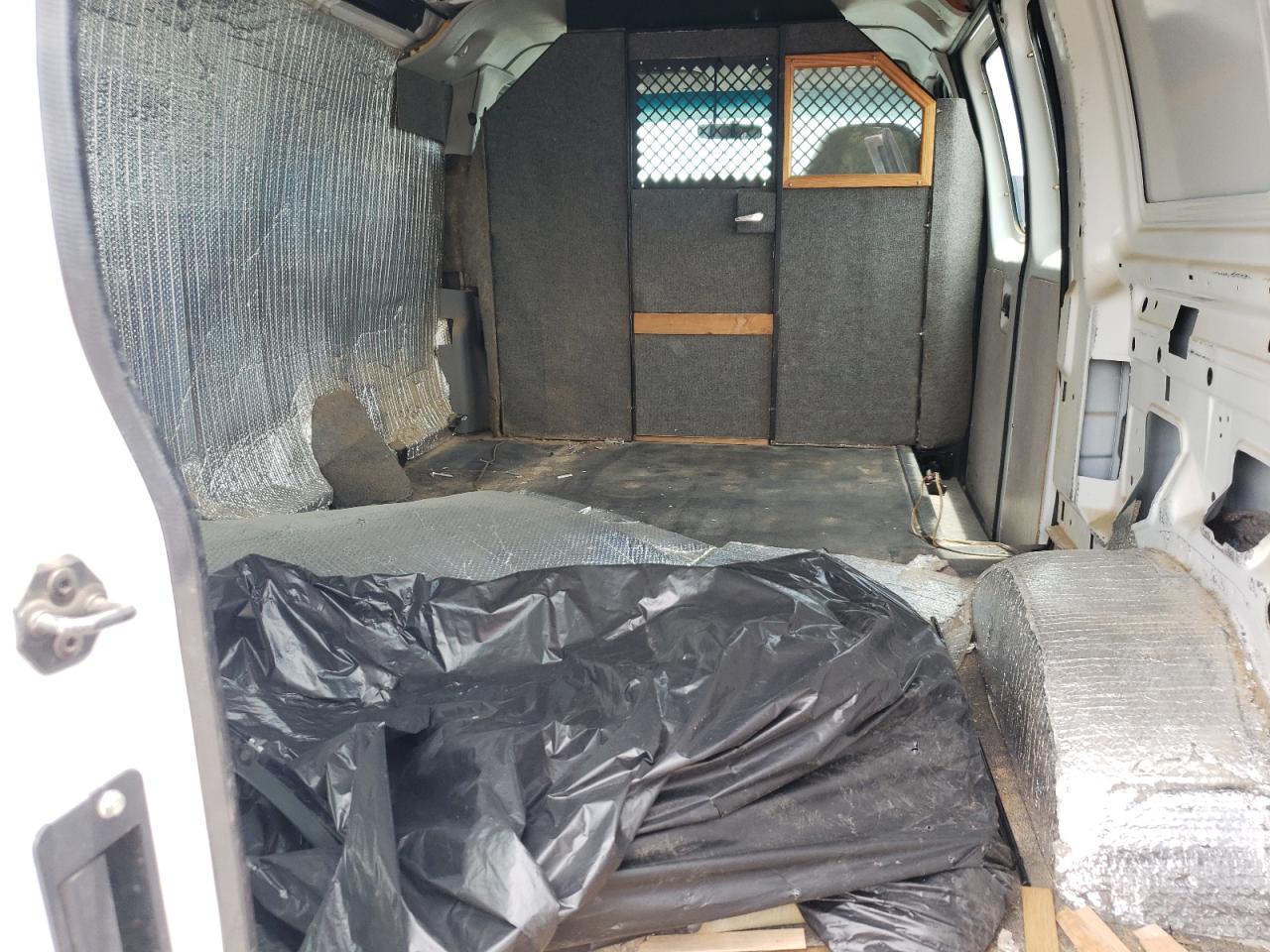 Photo 6 from auction – 2005 FORD ECONOLINE with VIN 1FTNE24L25HB32614