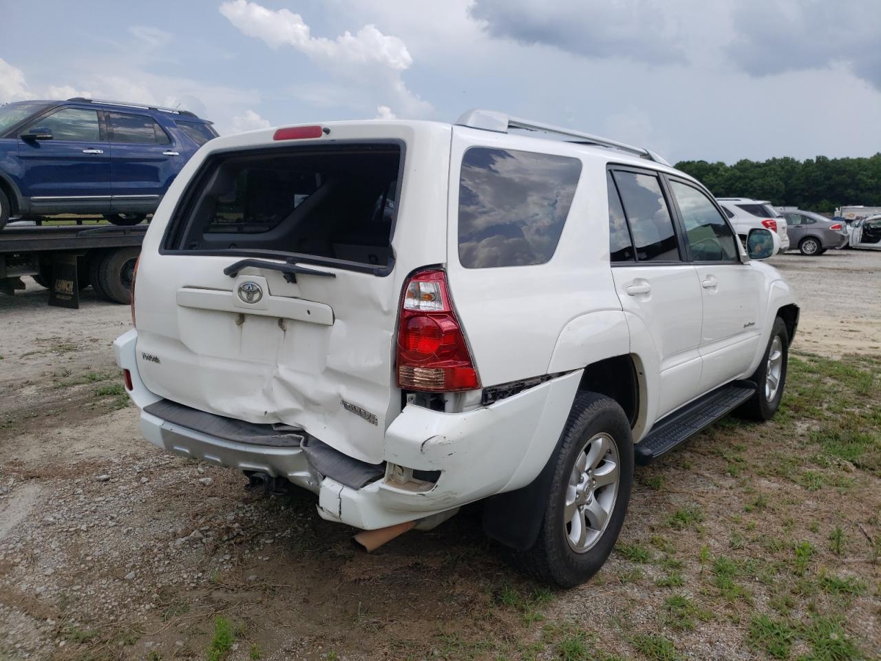Photo 4 from auction – 2004 TOYOTA 4RUNNER SR with VIN JTEZU14R540033328