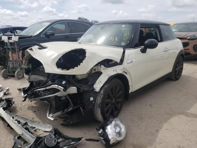 Photo 2 from auction – 2017 MINI COOPER S with VIN WMWXP7C55H2A44750