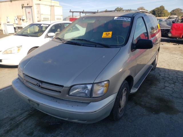 Photo 2 from auction – 2000 TOYOTA SIENNA LE with VIN 4T3ZF13C3YU224534