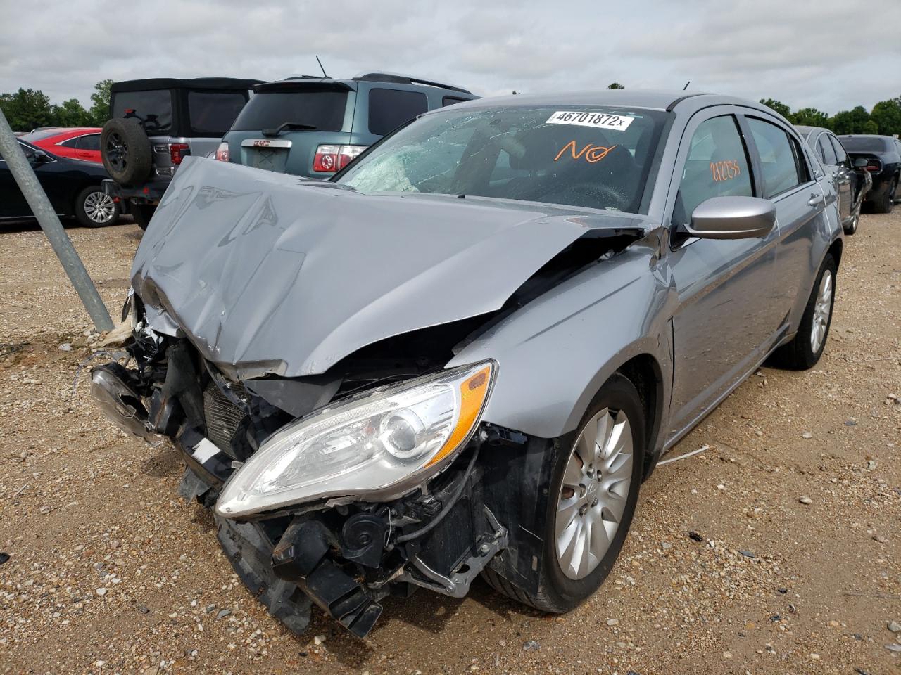Photo 2 from auction – 2014 CHRYSLER 200 LX with VIN 1C3CCBAB3EN207156