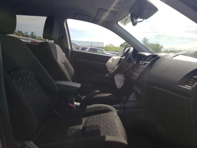 Photo 5 from auction – 2021 MITSUBISHI OUTLANDER with VIN JA4APUAU6MU034252