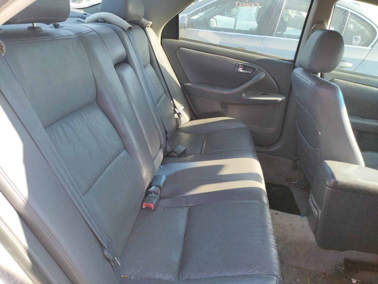 Photo 6 from auction – 2001 TOYOTA CAMRY CE with VIN JT2BG22KX10568698