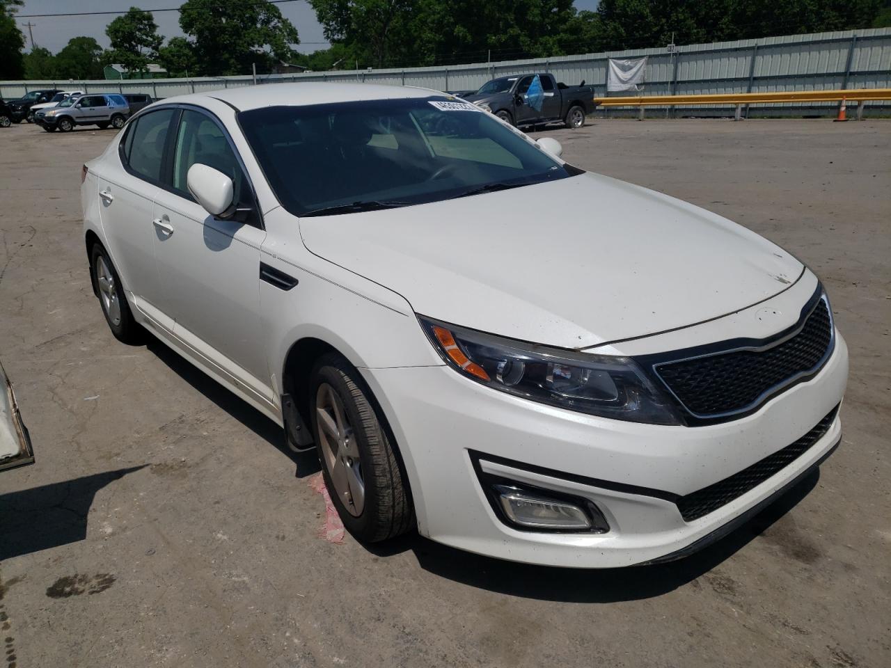KIA OPTIMA LX 2015 with VIN 5XXGM4A71FG407600 - Photo from auction