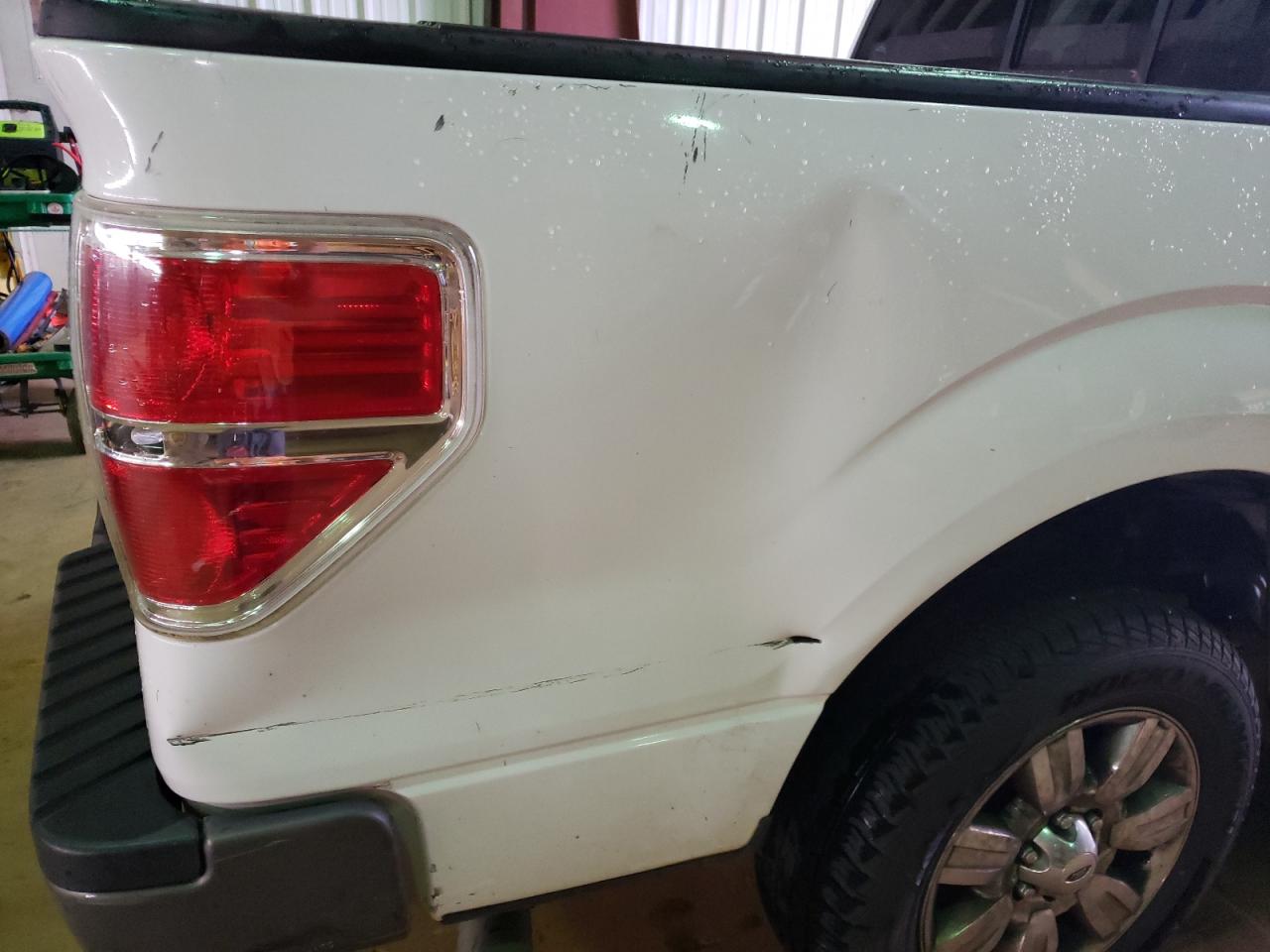 Photo 9 from auction – 2011 FORD F150 SUPER with VIN 1FTFW1CT4BFB23188