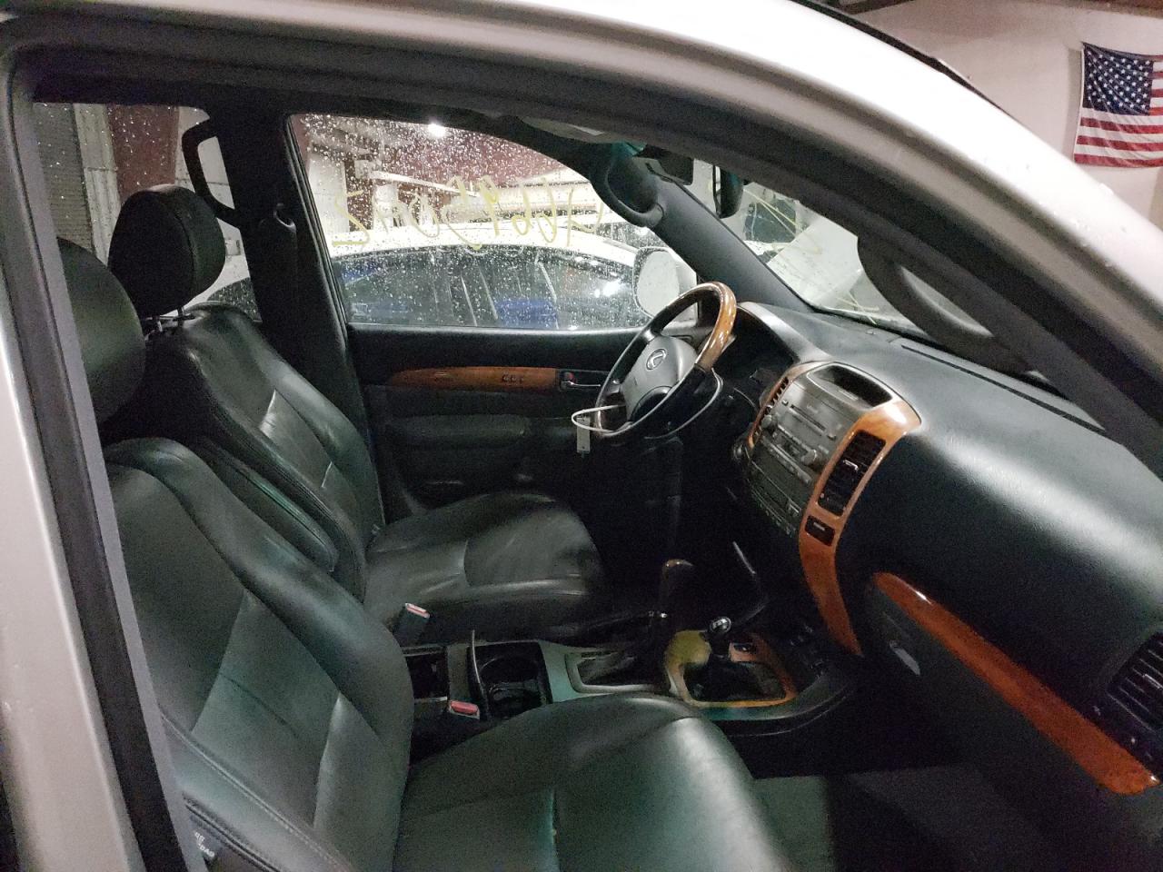 Photo 5 from auction – 2004 LEXUS GX 470 with VIN JTJBT20X740031841
