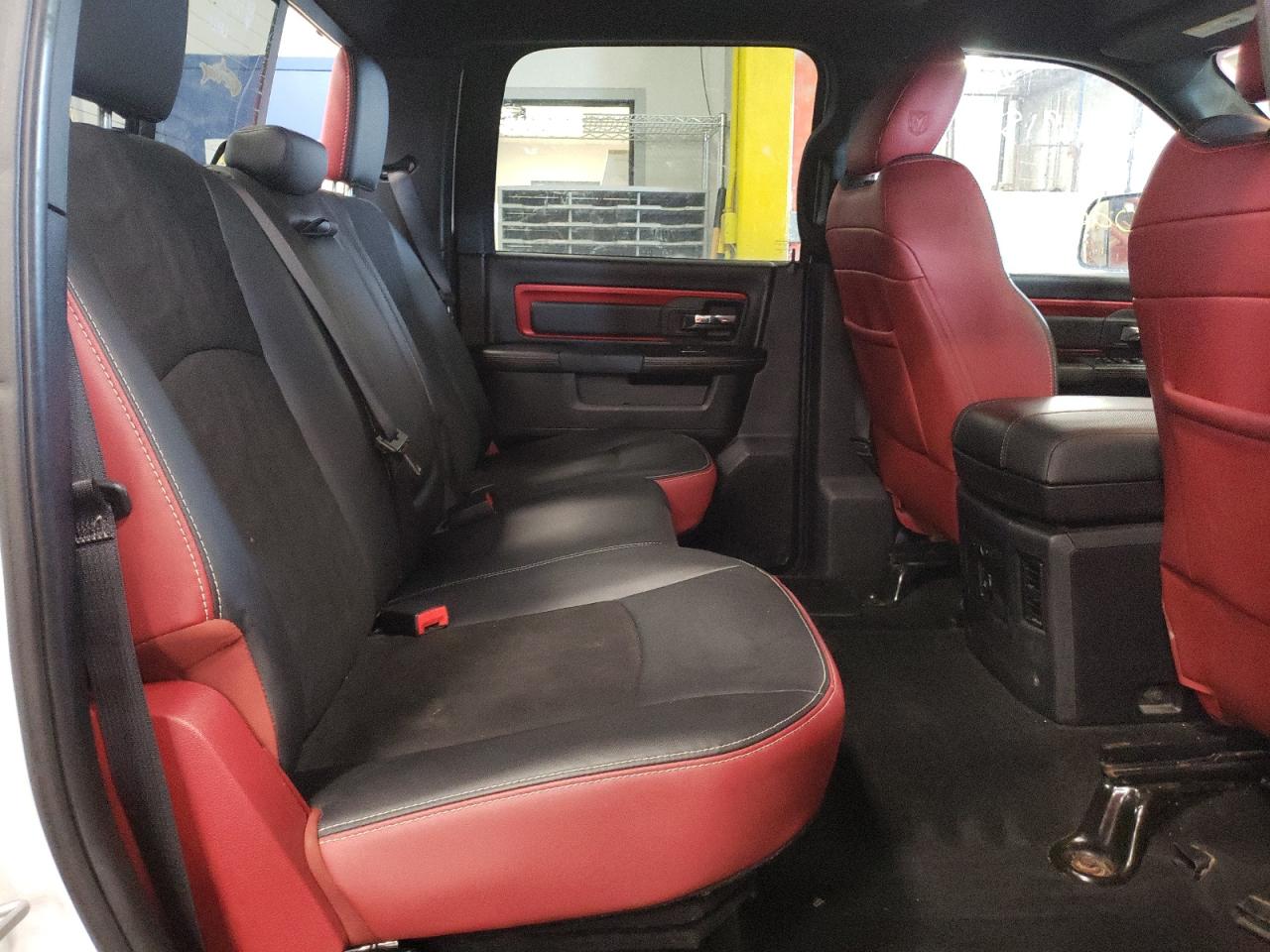 Photo 18 from auction – 2015 RAM 1500 REBEL with VIN 1C6RR7YT4FS749604