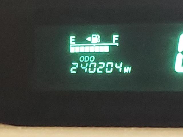 Photo 8 from auction – 2004 TOYOTA PRIUS with VIN JTDKB20U940023297