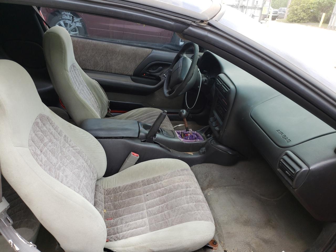 Photo 5 from auction – 2001 CHEVROLET CAMARO with VIN 2G1FP22K012103508