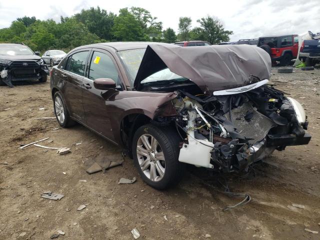 CHRYSLER 200 LX 2013 with VIN 1C3CCBABXDN698081 - Photo from auction