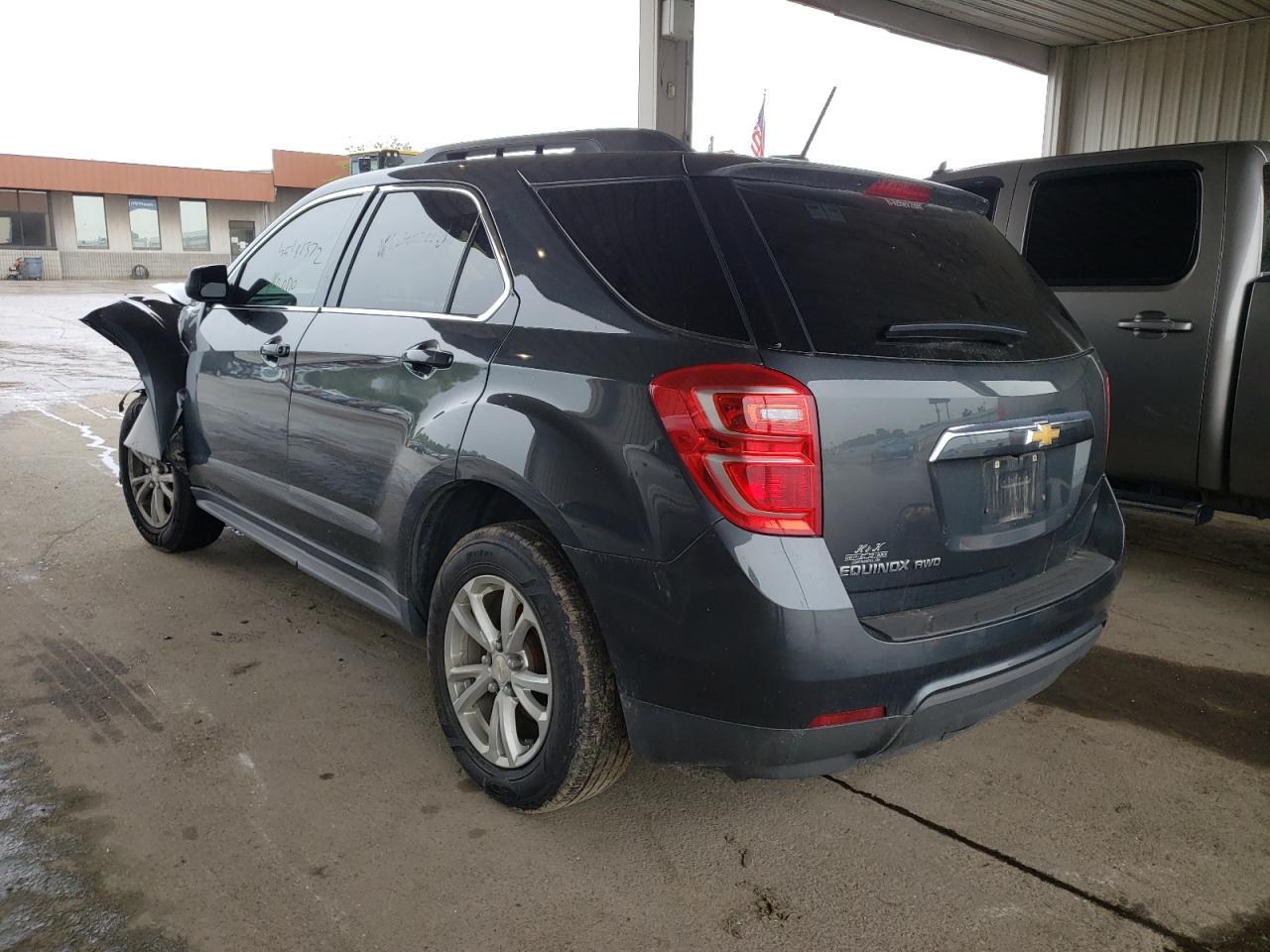 Photo 3 from auction – 2017 CHEVROLET EQUINOX LT with VIN 2GNFLFEKXH6171573