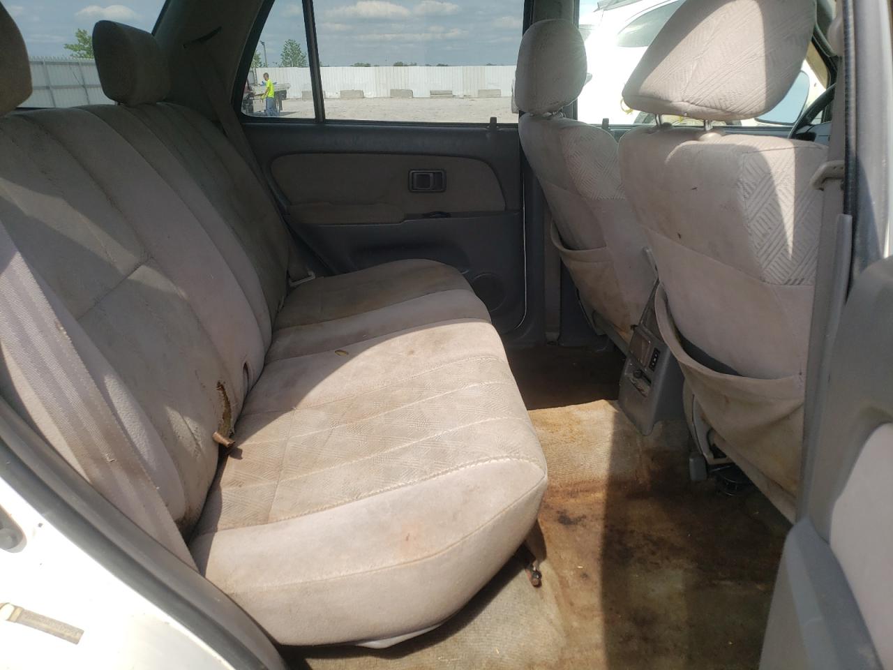 Photo 6 from auction – 2002 TOYOTA 4RUNNER SR with VIN JT3HN86R120372253