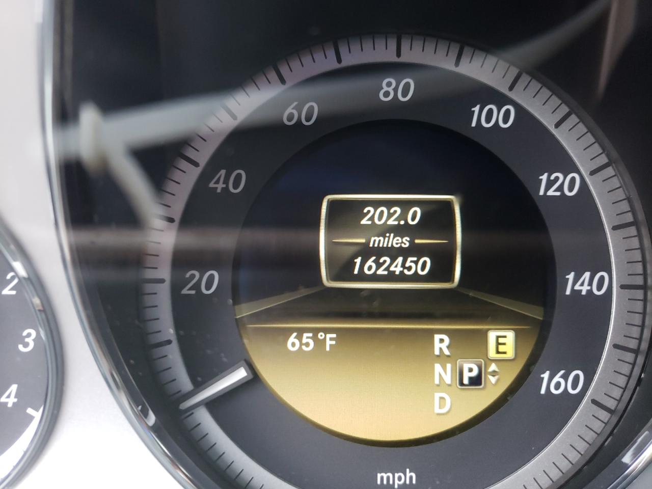 Photo 8 from auction – 2012 MERCEDES-BENZ E 350 BLUE with VIN WDDHF2EB0CA596352