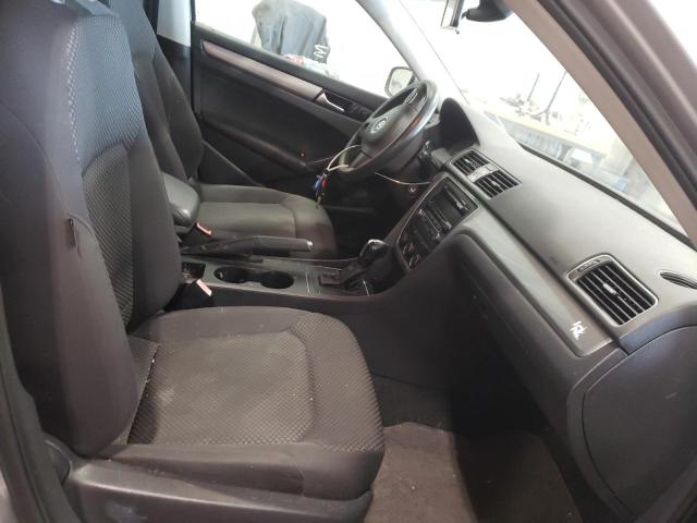 Photo 9 from auction – 2013 VOLKSWAGEN PASSAT S with VIN 1VWAP7A34DC080700