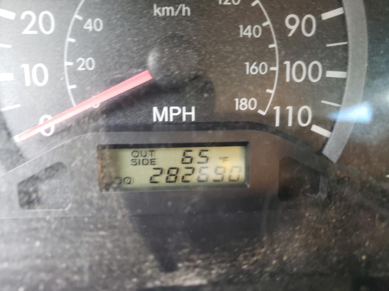 Photo 8 from auction – 2006 TOYOTA COROLLA CE with VIN JTDBR32E360089239