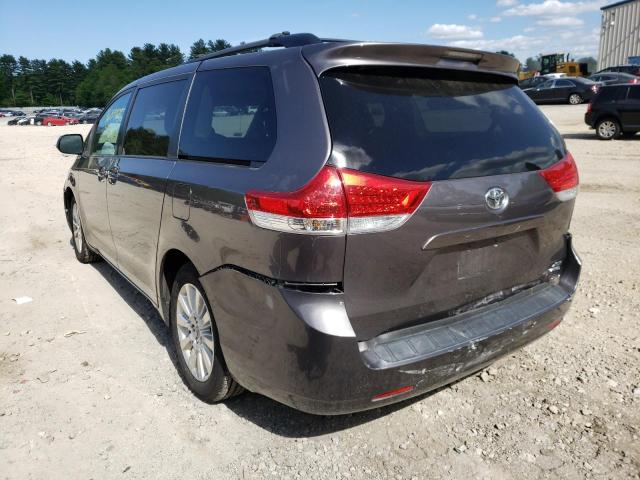 Photo 3 from auction – 2011 TOYOTA SIENNA XLE with VIN 5TDDK3DC5BS013179