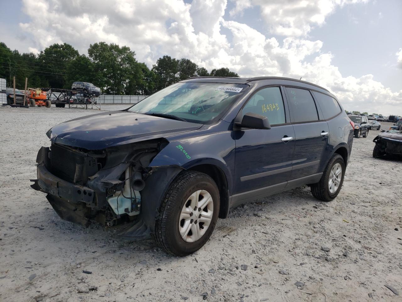 Photo 2 from auction – 2010 CHEVROLET TRAVERSE L with VIN 1GNLREED4AJ205920