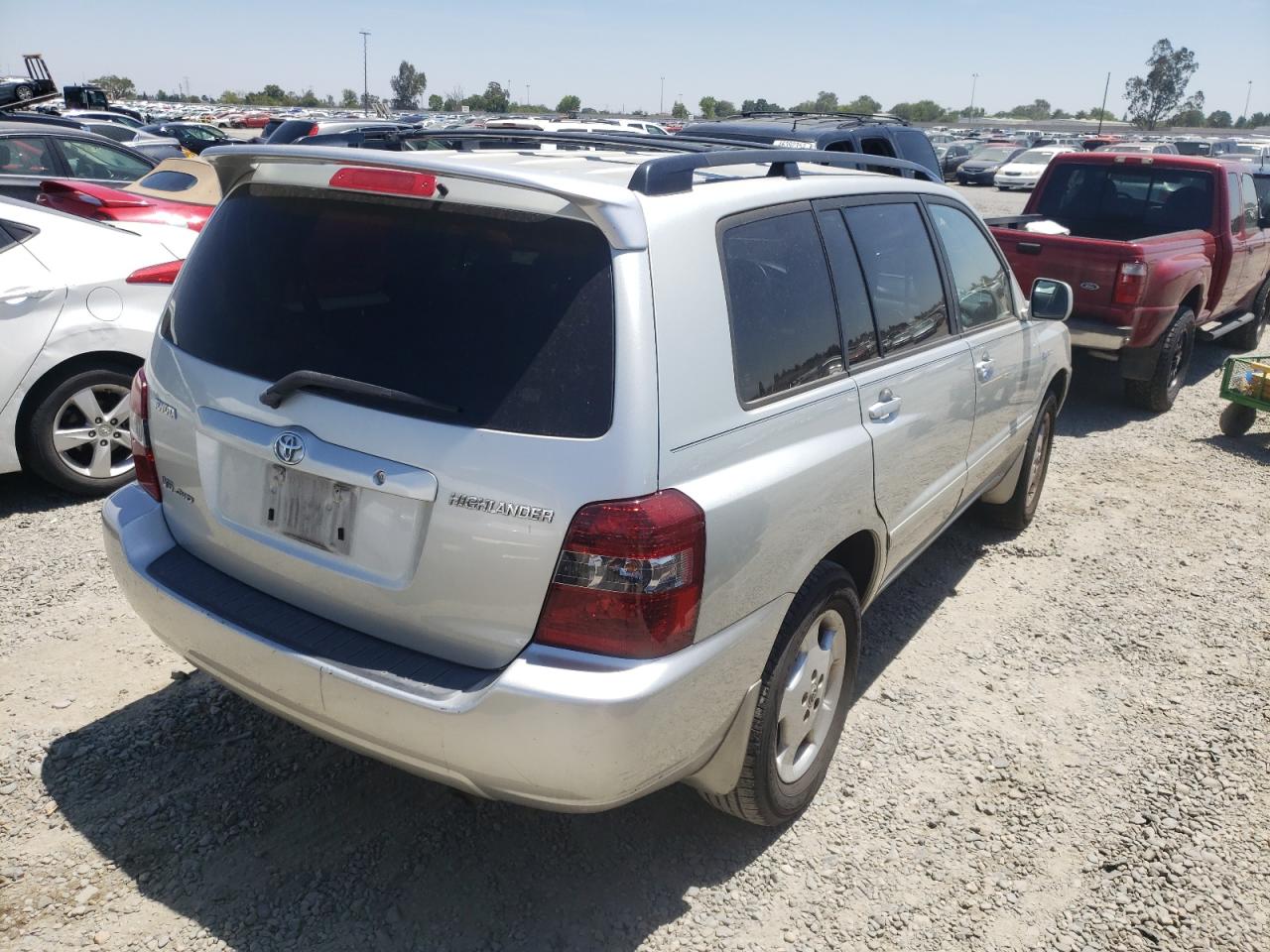 Photo 4 from auction – 2004 TOYOTA HIGHLANDER with VIN JTEEP21A640031954