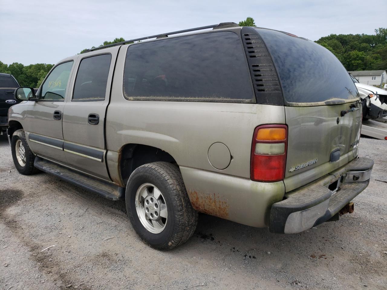 Photo 3 from auction – 2003 CHEVROLET SUBURBAN K with VIN 1GNFK16Z23J201307