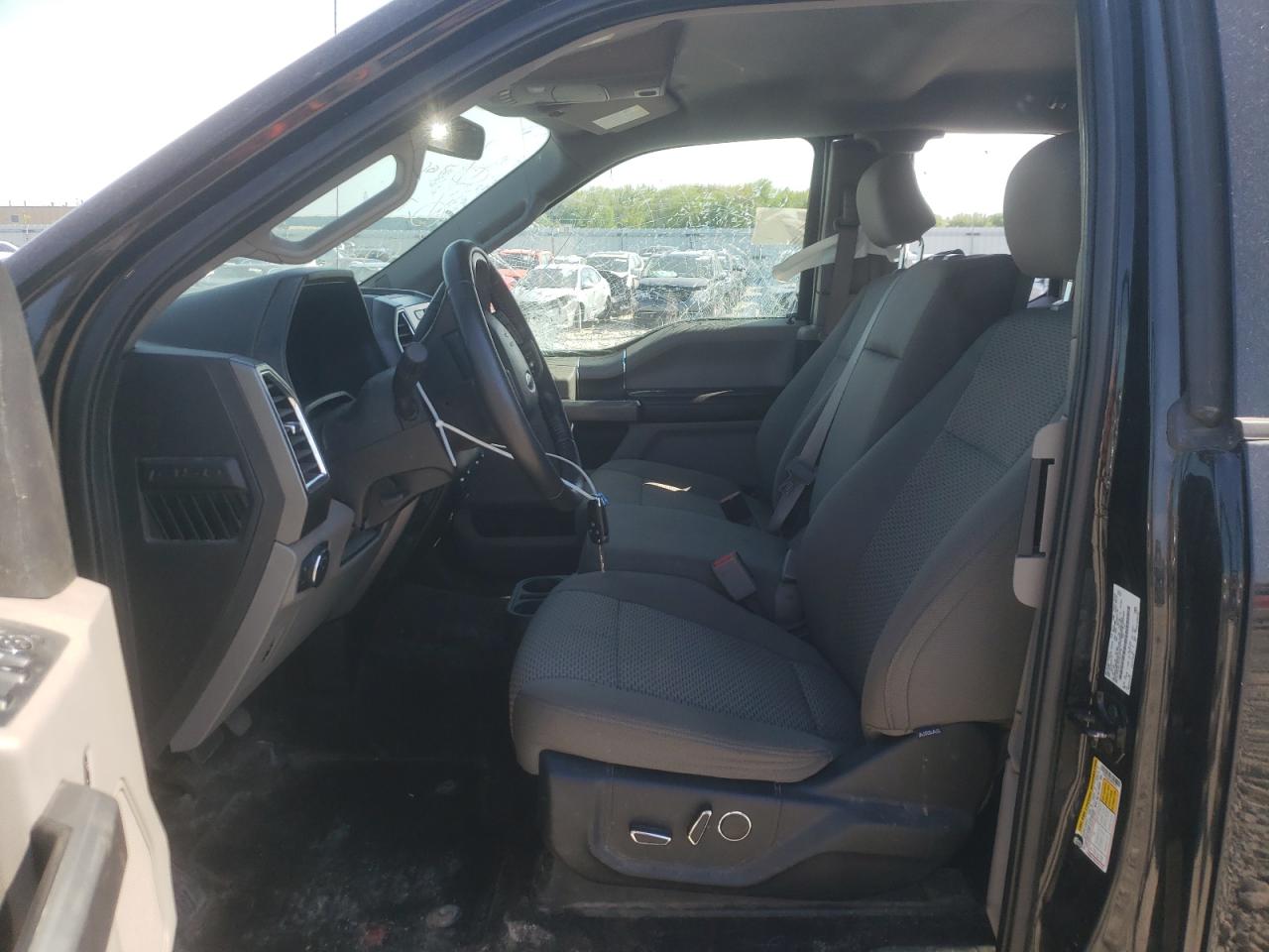 Photo 5 from auction – 2015 FORD F150 SUPER with VIN 1FTFX1EF7FFB70175