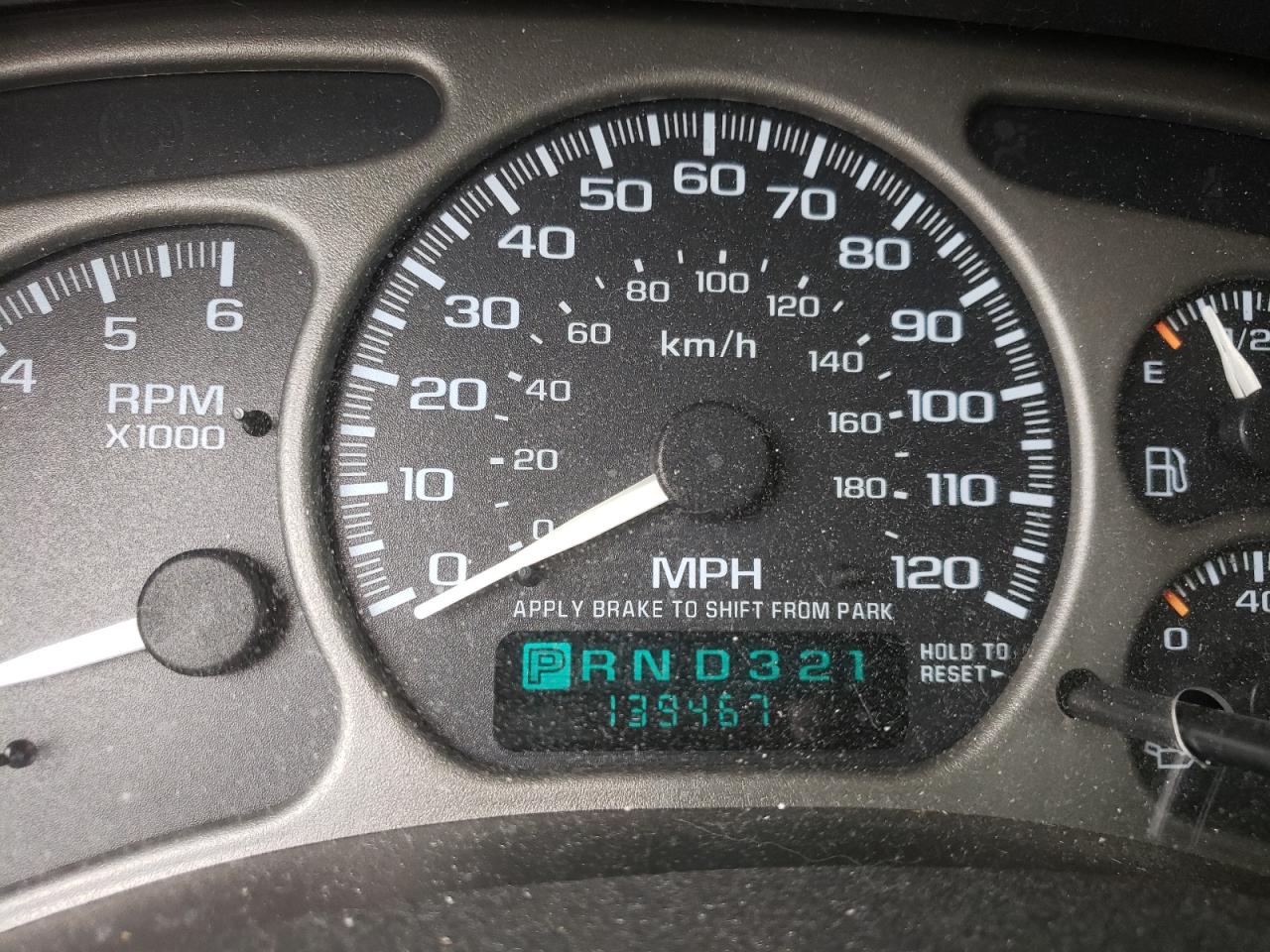 Photo 13 from auction – 2001 GMC DENALI with VIN 1GKEK63U01J187208