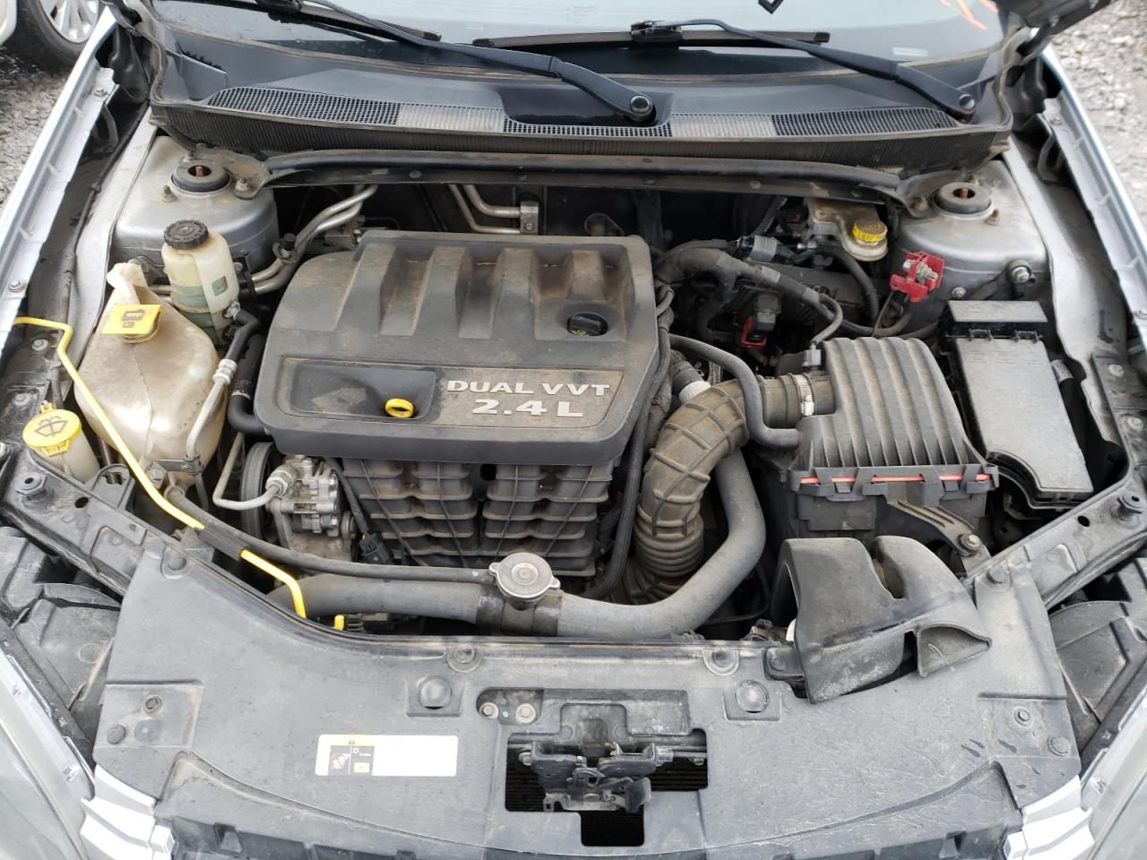 Photo 7 from auction – 2014 CHRYSLER 200 TOURIN with VIN 1C3CCBBB9EN107626