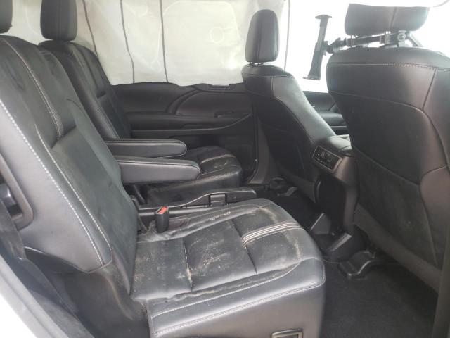 Photo 6 from auction – 2017 TOYOTA HIGHLANDER with VIN 5TDJZRFH0HS509333