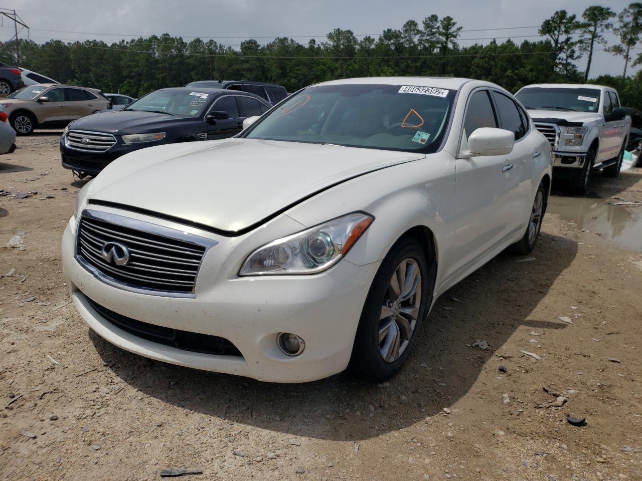 Photo 2 from auction – 2013 INFINITI M37 with VIN JN1BY1AP7DM511404