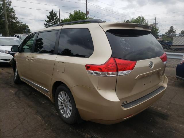Photo 3 from auction – 2012 TOYOTA SIENNA XLE with VIN 5TDYK3DC5CS244991