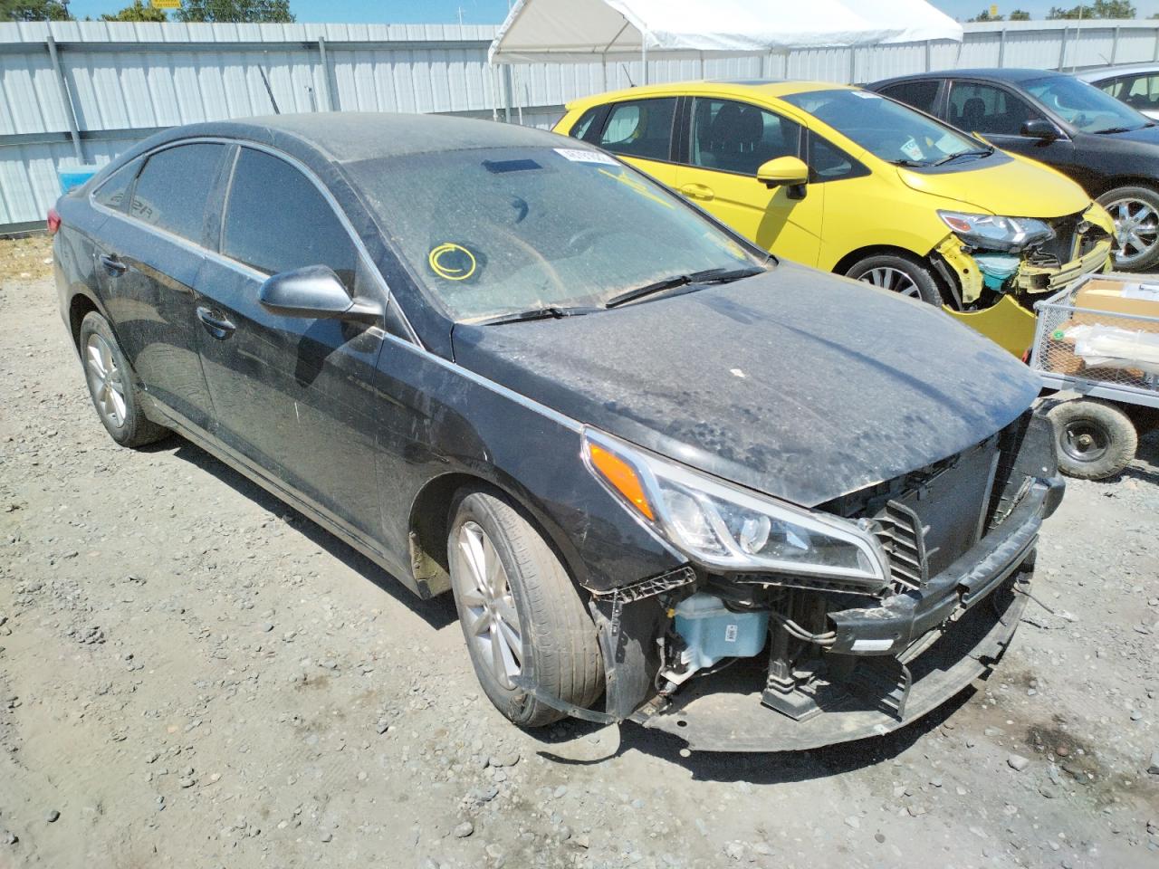 HYUNDAI SONATA SE 2016 with VIN 5NPE24AF1GH305904 - Photo from auction